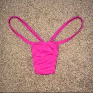 Fuchsia v-string thong